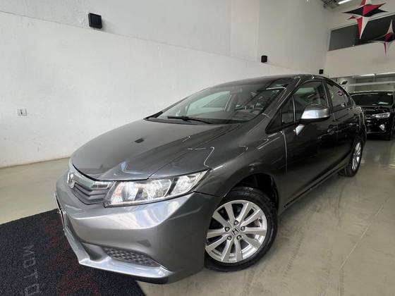 HONDA CIVIC 1.8 LXL 16V FLEX 4P MANUAL